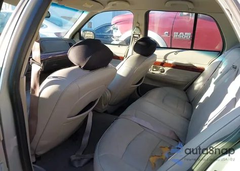 2000 Mercury Grand Marquis Ls из США, поврежденный, VIN 2MEFM75W6YX634770